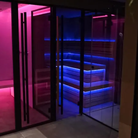 Marconio Wellness Private Pool & - Center Belgrad