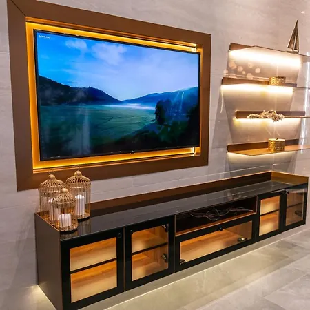 Marconio Wellness Private Pool & - Center Belgrad