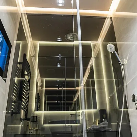 Lägenhet Marconio Wellness Private Pool & - Center Belgrad